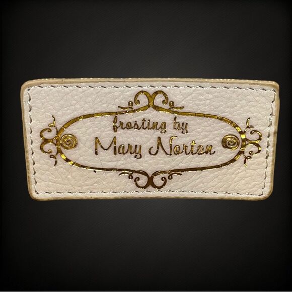 Frosting By Mary Norton Cream Leather with Petals and Silver-tone Accent Bag - Picture 5 of 8